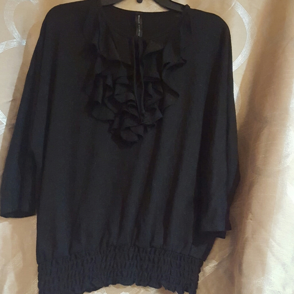 Black ruffled Blouse